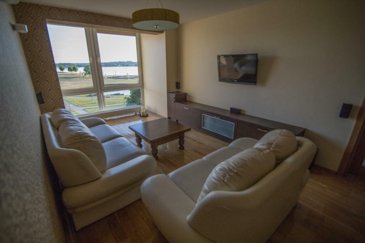 Cozy Apartment With A Wonderful Lake View Telšiai Exterior foto